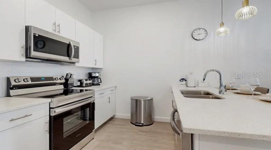 DAVENPORT, Florida 33896, 5 Bedrooms Bedrooms, ,4 BathroomsBathrooms,Residential,For Sale,FAMAGUSTA,0,MFRO6388644