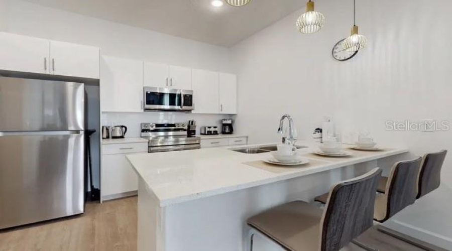 DAVENPORT, Florida 33896, 5 Bedrooms Bedrooms, ,4 BathroomsBathrooms,Residential,For Sale,FAMAGUSTA,0,MFRO6388644