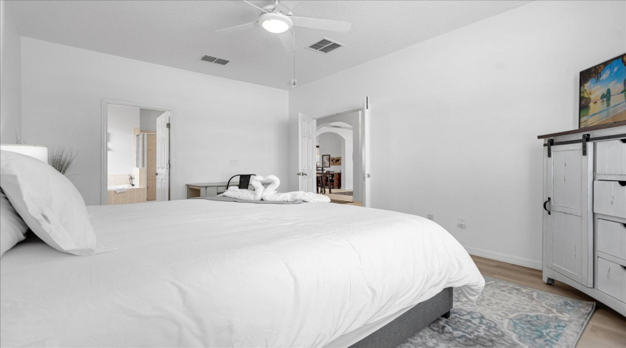 DAVENPORT, Florida 33837, 5 Bedrooms Bedrooms, ,4 BathroomsBathrooms,Residential,For Sale,YELLOW SNAPDRAGON,0,MFRS5145326