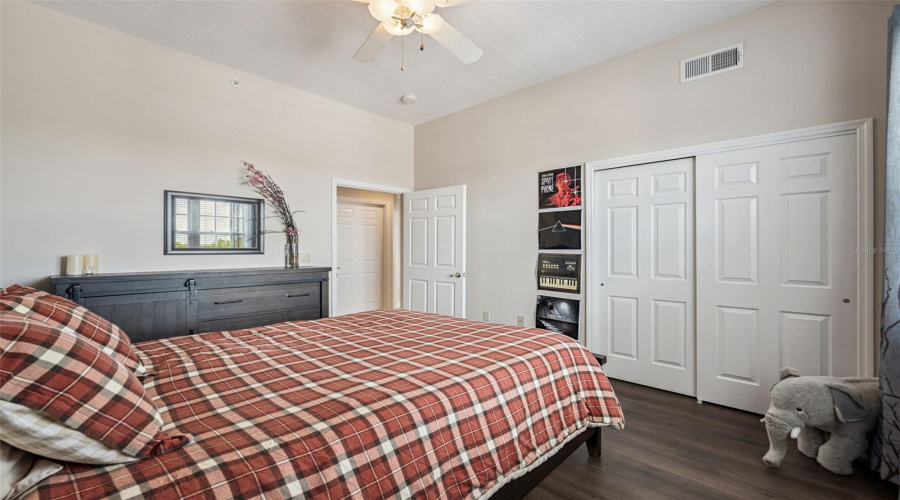 ORLANDO, Florida 32836, 3 Bedrooms Bedrooms, ,2 BathroomsBathrooms,Residential,For Sale,THE ESPLANADE,0,MFRO6388359