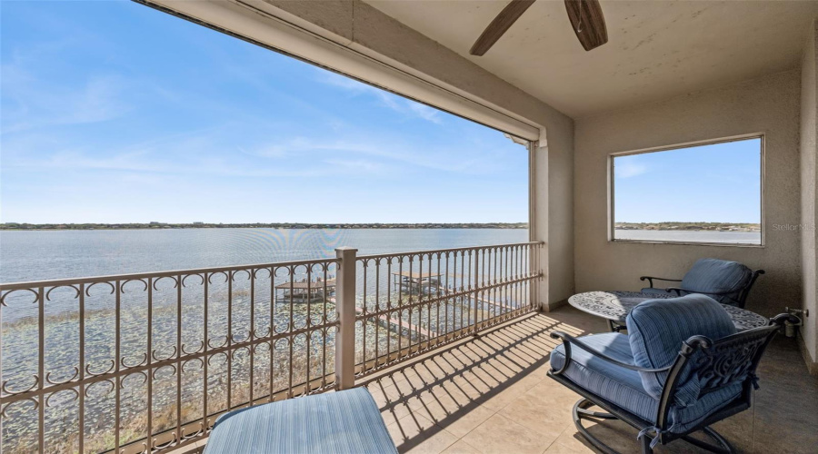 ORLANDO, Florida 32836, 3 Bedrooms Bedrooms, ,2 BathroomsBathrooms,Residential,For Sale,THE ESPLANADE,0,MFRO6388359