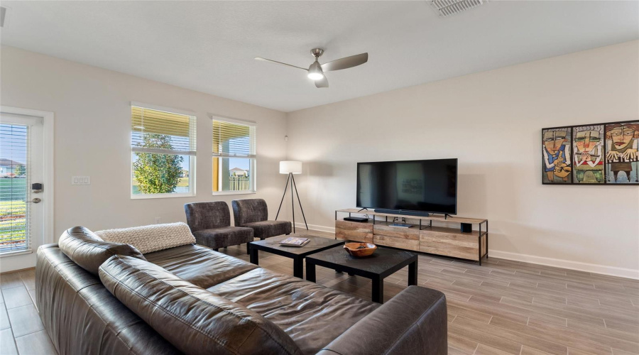 DAVENPORT, Florida 33896, 4 Bedrooms Bedrooms, ,3 BathroomsBathrooms,Residential,For Sale,FALLEN OAK DR,0,MFRS5145325