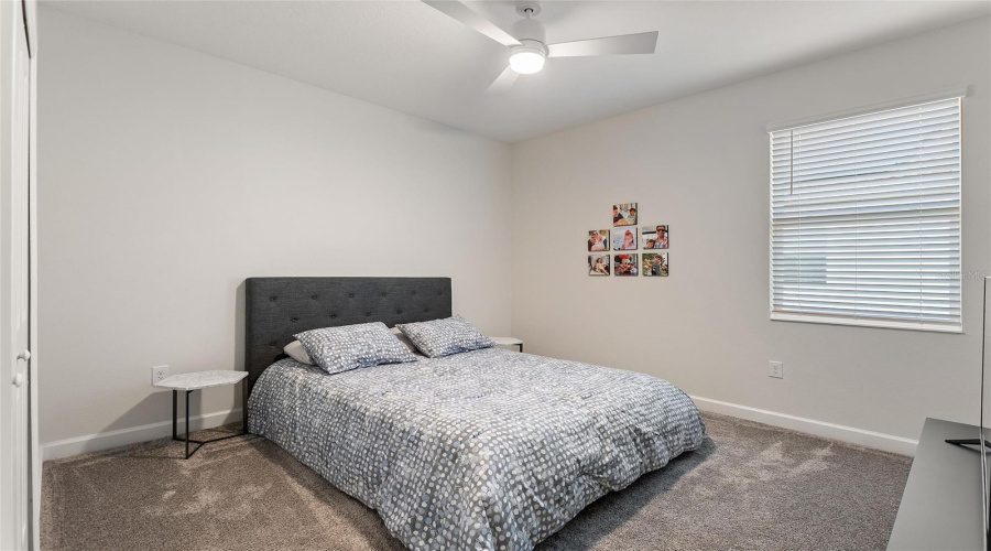 DAVENPORT, Florida 33896, 4 Bedrooms Bedrooms, ,3 BathroomsBathrooms,Residential,For Sale,FALLEN OAK DR,0,MFRS5145325