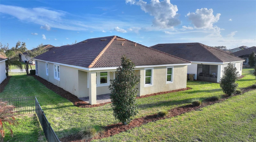 DAVENPORT, Florida 33896, 4 Bedrooms Bedrooms, ,3 BathroomsBathrooms,Residential,For Sale,FALLEN OAK DR,0,MFRS5145325
