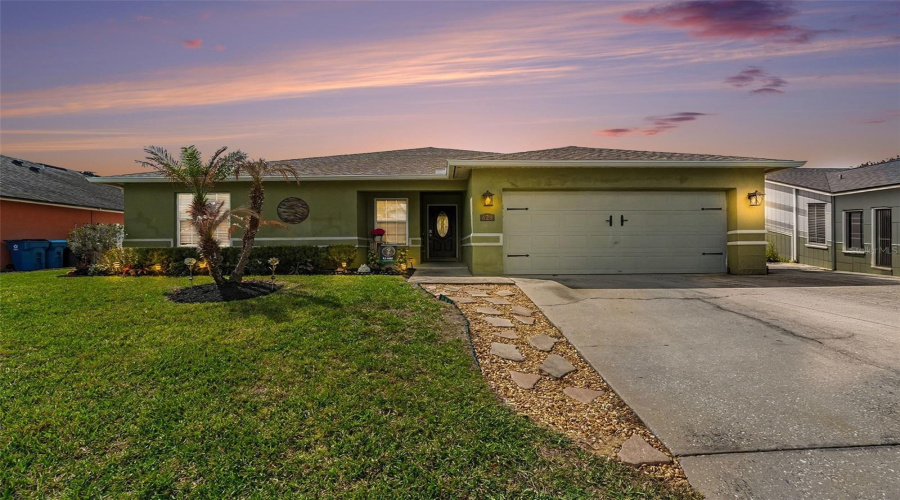 DAVENPORT, Florida 33837, 4 Bedrooms Bedrooms, ,2 BathroomsBathrooms,Residential,For Sale,SIERRA,0,MFRO6388690