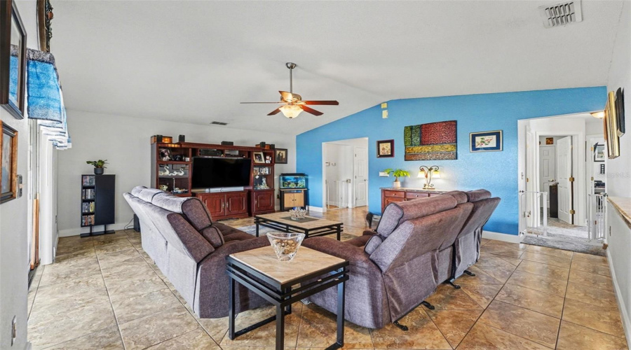 DAVENPORT, Florida 33837, 4 Bedrooms Bedrooms, ,2 BathroomsBathrooms,Residential,For Sale,SIERRA,0,MFRO6388690