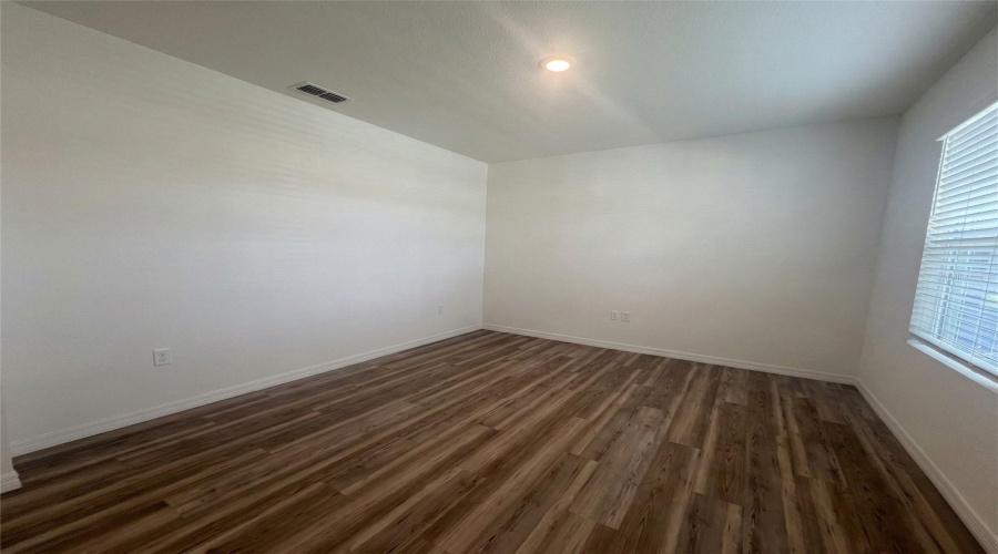 DAVENPORT, Florida 33897, 5 Bedrooms Bedrooms, ,3 BathroomsBathrooms,Residential,For Sale,FOX SQUIRREL,0,MFRS5144354