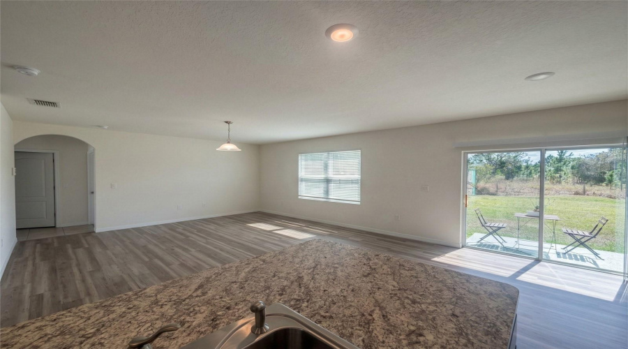 DAVENPORT, Florida 33897, 5 Bedrooms Bedrooms, ,3 BathroomsBathrooms,Residential,For Sale,FOX SQUIRREL,0,MFRS5144354