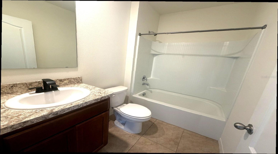 DAVENPORT, Florida 33897, 5 Bedrooms Bedrooms, ,3 BathroomsBathrooms,Residential,For Sale,FOX SQUIRREL,0,MFRS5144354