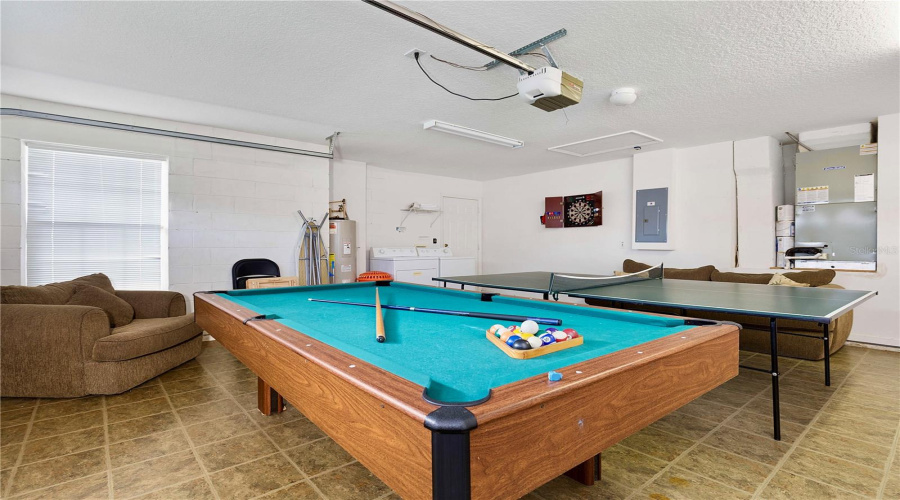 KISSIMMEE, Florida 34747, 4 Bedrooms Bedrooms, ,2 BathroomsBathrooms,Residential,For Sale,FAN PALM,0,MFRO6348262