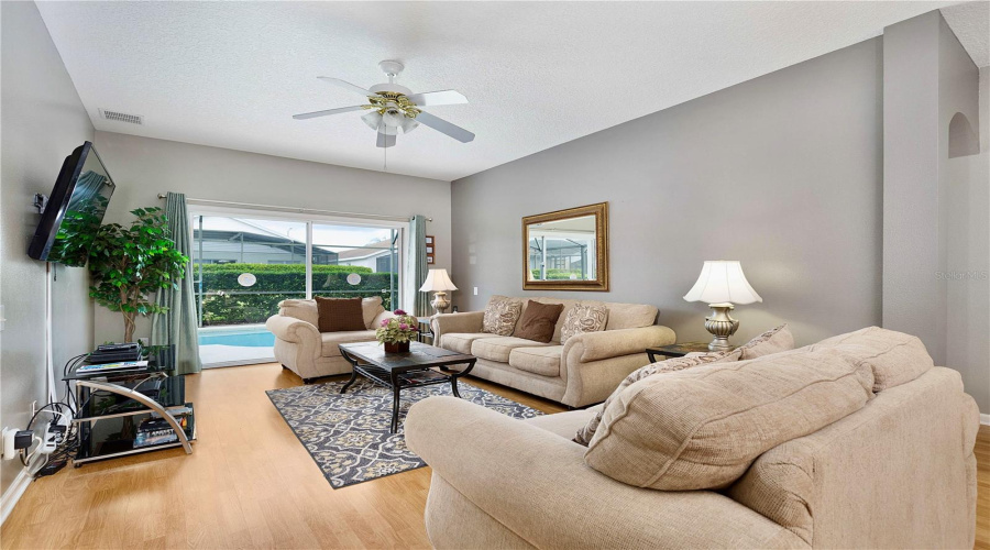 KISSIMMEE, Florida 34747, 4 Bedrooms Bedrooms, ,2 BathroomsBathrooms,Residential,For Sale,FAN PALM,0,MFRO6348262