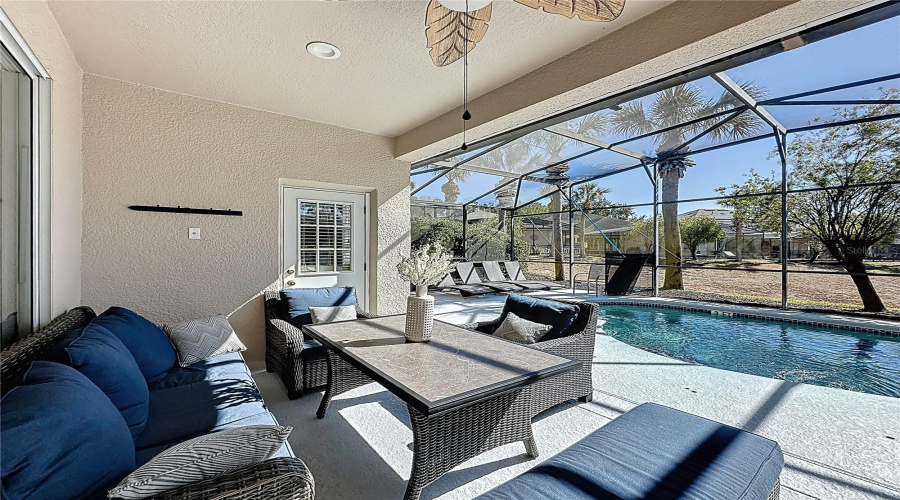 DAVENPORT, Florida 33897, 4 Bedrooms Bedrooms, ,3 BathroomsBathrooms,Residential,For Sale,TUPELO,0,MFRS5142937