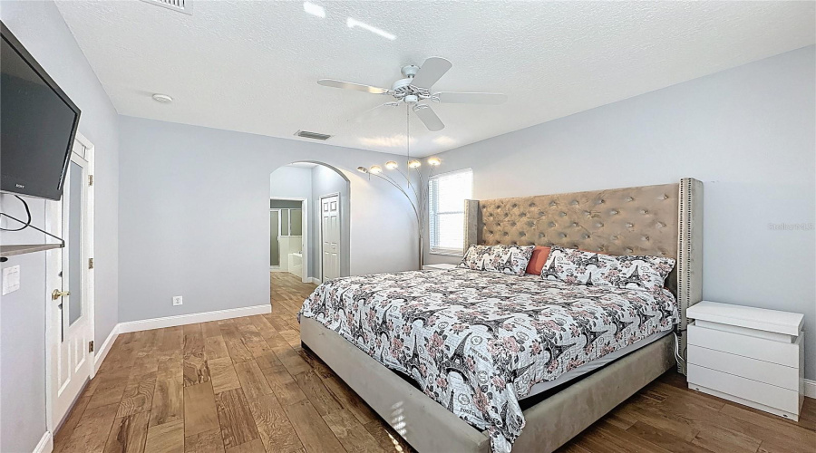 DAVENPORT, Florida 33897, 4 Bedrooms Bedrooms, ,3 BathroomsBathrooms,Residential,For Sale,TUPELO,0,MFRS5142937