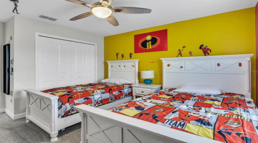 KISSIMMEE, Florida 34746, 4 Bedrooms Bedrooms, ,3 BathroomsBathrooms,Residential,For Sale,LOVE STOREY,0,MFRA4684256