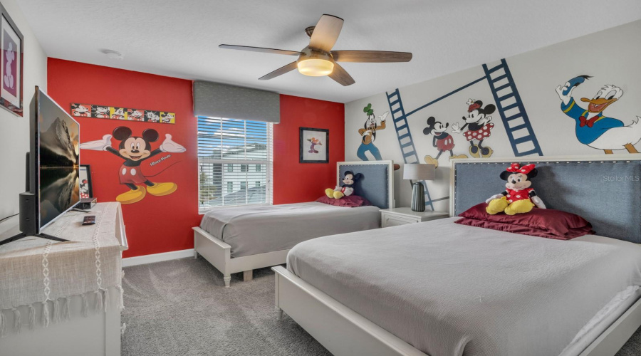 KISSIMMEE, Florida 34746, 4 Bedrooms Bedrooms, ,3 BathroomsBathrooms,Residential,For Sale,LOVE STOREY,0,MFRA4684256