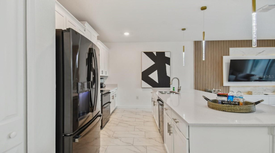 KISSIMMEE, Florida 34746, 4 Bedrooms Bedrooms, ,3 BathroomsBathrooms,Residential,For Sale,PENELOPE,0,MFRO6388453