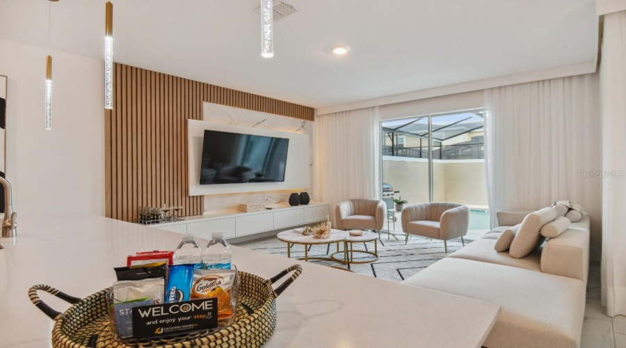 KISSIMMEE, Florida 34746, 4 Bedrooms Bedrooms, ,3 BathroomsBathrooms,Residential,For Sale,PENELOPE,0,MFRO6388453