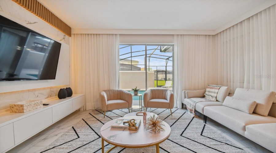 KISSIMMEE, Florida 34746, 4 Bedrooms Bedrooms, ,3 BathroomsBathrooms,Residential,For Sale,PENELOPE,0,MFRO6388453