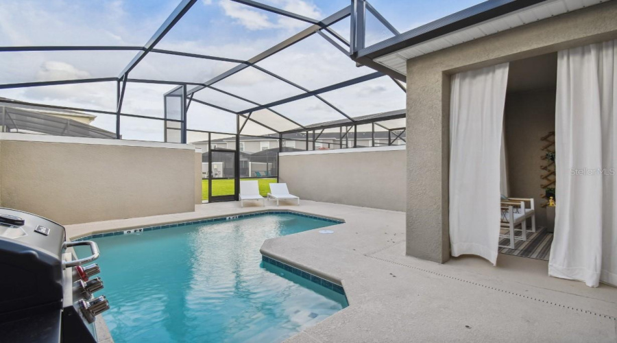 KISSIMMEE, Florida 34746, 4 Bedrooms Bedrooms, ,3 BathroomsBathrooms,Residential,For Sale,PENELOPE,0,MFRO6388453