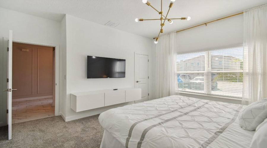 KISSIMMEE, Florida 34746, 4 Bedrooms Bedrooms, ,3 BathroomsBathrooms,Residential,For Sale,PENELOPE,0,MFRO6388453