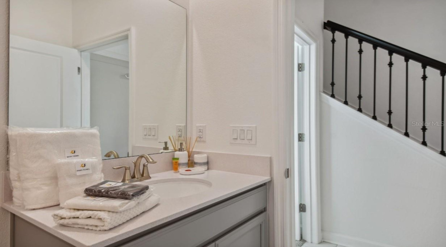 KISSIMMEE, Florida 34746, 4 Bedrooms Bedrooms, ,3 BathroomsBathrooms,Residential,For Sale,PENELOPE,0,MFRO6388453