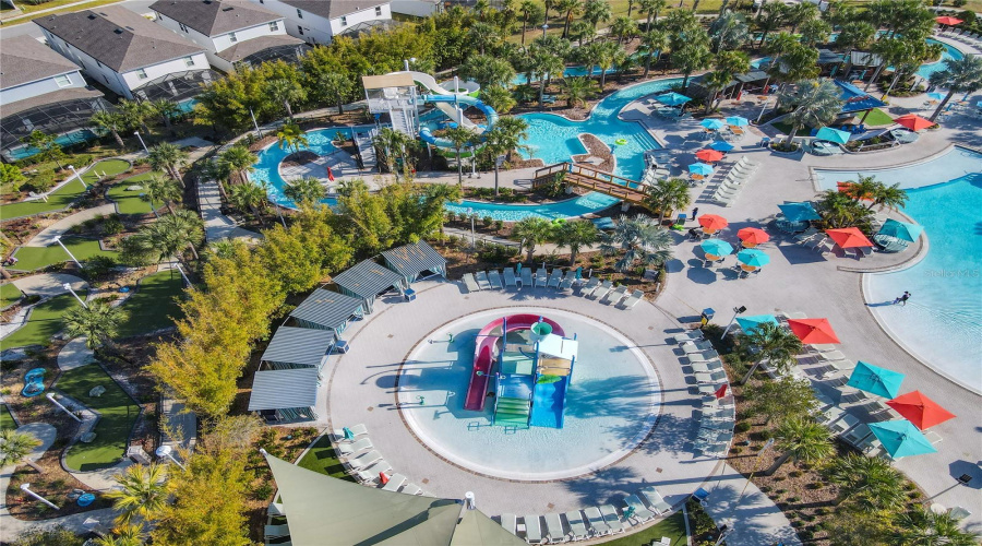 DAVENPORT, Florida 33897, 7 Bedrooms Bedrooms, ,5 BathroomsBathrooms,Residential,For Sale,LILAC,0,MFRO6388893