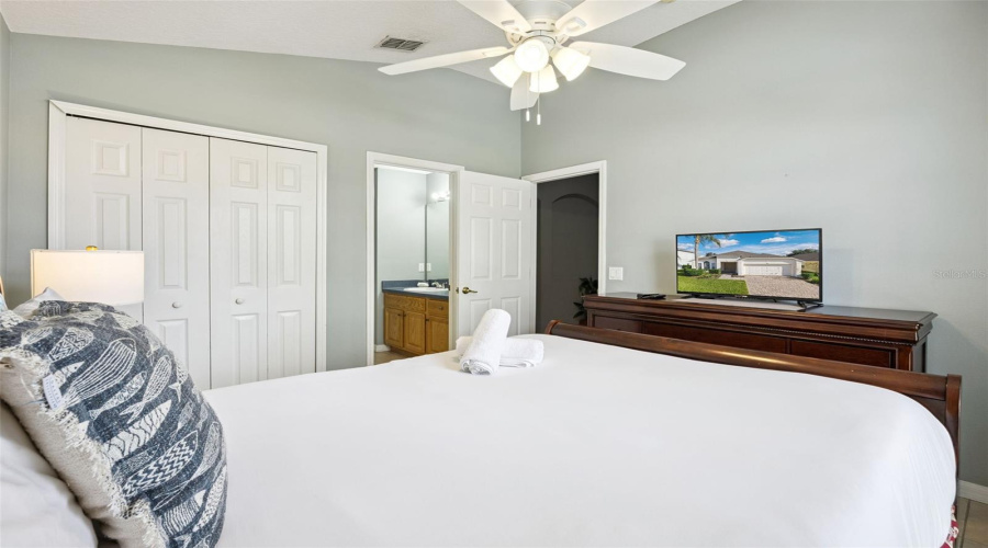 DAVENPORT, Florida 33896, 4 Bedrooms Bedrooms, ,3 BathroomsBathrooms,Residential,For Sale,KILDRUMMY,0,MFRS5141305