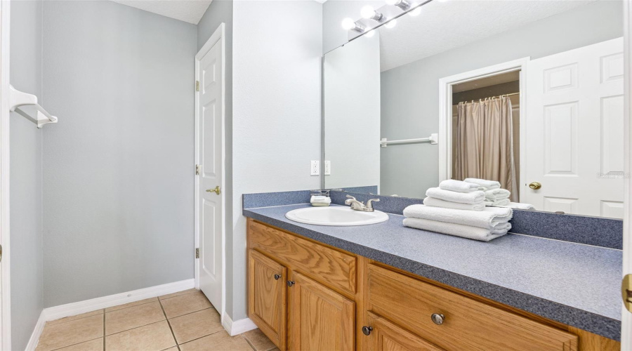 DAVENPORT, Florida 33896, 4 Bedrooms Bedrooms, ,3 BathroomsBathrooms,Residential,For Sale,KILDRUMMY,0,MFRS5141305