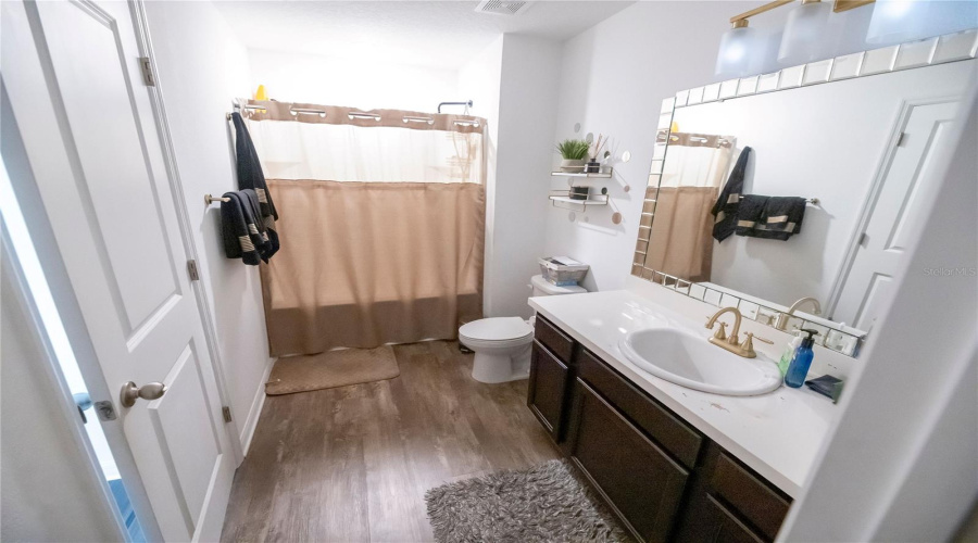 DAVENPORT, Florida 33897, 3 Bedrooms Bedrooms, ,2 BathroomsBathrooms,Residential,For Sale,GRANDIN,0,MFRS5145270