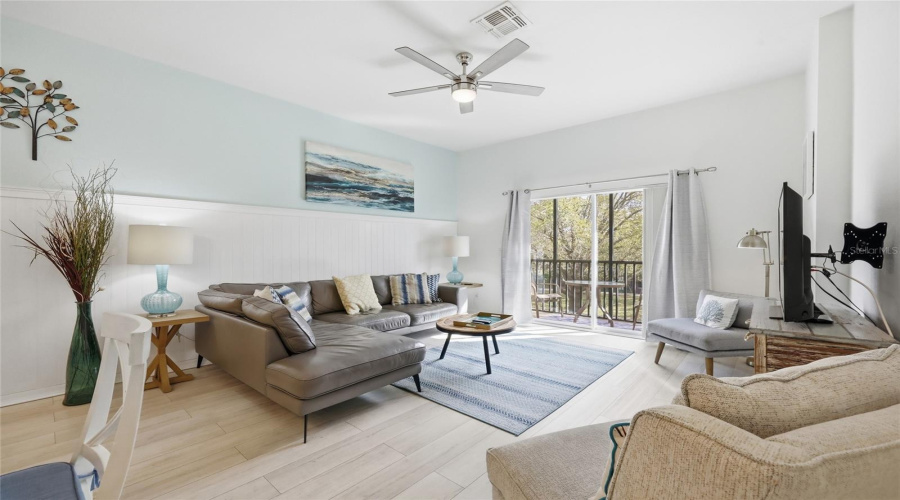 DAVENPORT, Florida 33897, 3 Bedrooms Bedrooms, ,2 BathroomsBathrooms,Residential,For Sale,LUCAYA,0,MFRO6388822