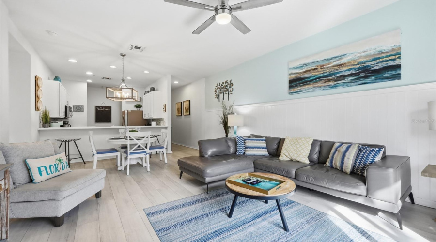 DAVENPORT, Florida 33897, 3 Bedrooms Bedrooms, ,2 BathroomsBathrooms,Residential,For Sale,LUCAYA,0,MFRO6388822