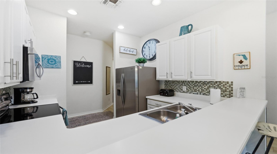 DAVENPORT, Florida 33897, 3 Bedrooms Bedrooms, ,2 BathroomsBathrooms,Residential,For Sale,LUCAYA,0,MFRO6388822