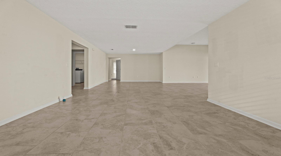 KISSIMMEE, Florida 34746, 4 Bedrooms Bedrooms, ,3 BathroomsBathrooms,Residential,For Sale,LIGHTERKNOT,0,MFRS5145410