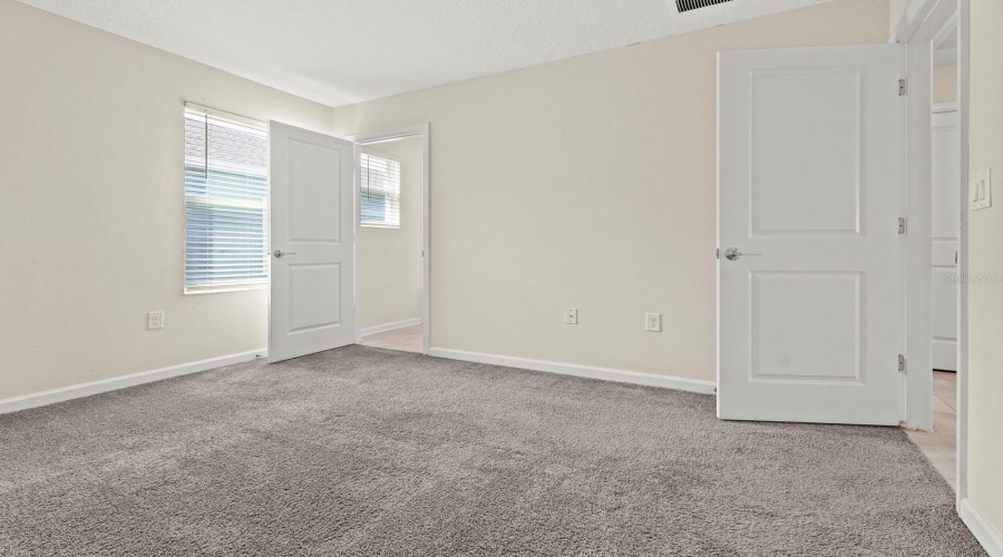 KISSIMMEE, Florida 34746, 4 Bedrooms Bedrooms, ,3 BathroomsBathrooms,Residential,For Sale,LIGHTERKNOT,0,MFRS5145410