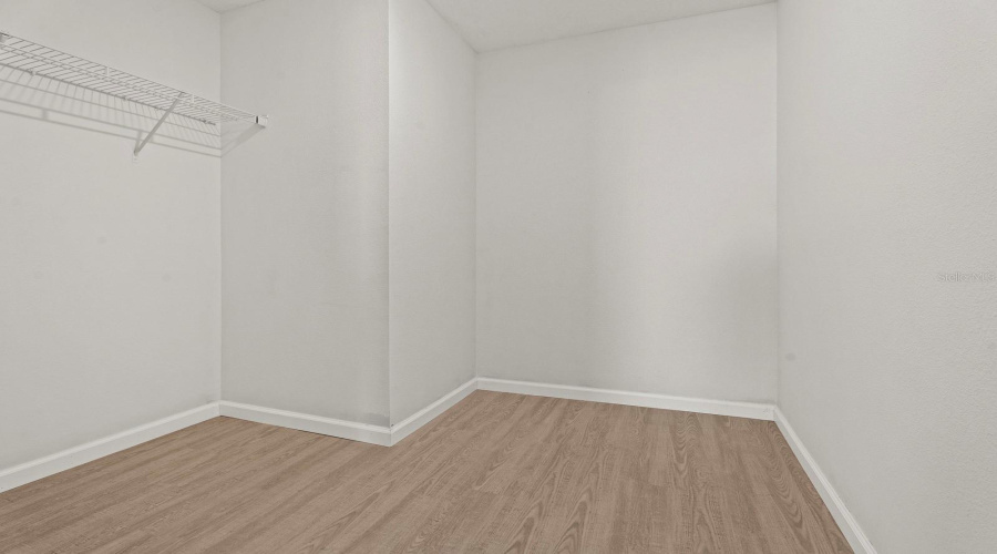 KISSIMMEE, Florida 34746, 4 Bedrooms Bedrooms, ,3 BathroomsBathrooms,Residential,For Sale,LIGHTERKNOT,0,MFRS5145410