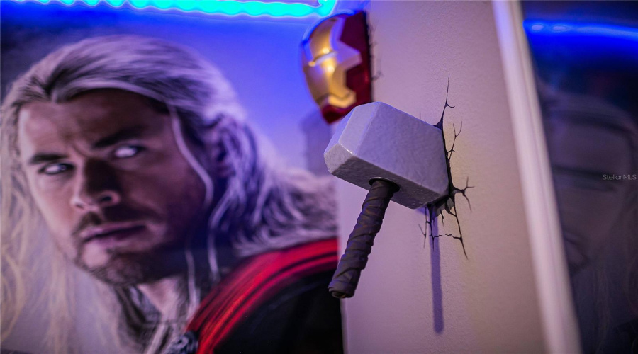 DAVENPORT, Florida 33837, 5 Bedrooms Bedrooms, ,5 BathroomsBathrooms,Residential,For Sale,OAKMOSS,0,MFRO6388379