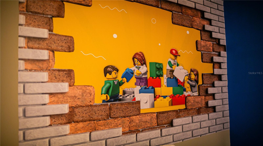 DAVENPORT, Florida 33837, 5 Bedrooms Bedrooms, ,5 BathroomsBathrooms,Residential,For Sale,OAKMOSS,0,MFRO6388379