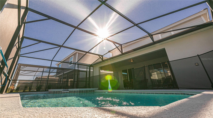 DAVENPORT, Florida 33837, 5 Bedrooms Bedrooms, ,5 BathroomsBathrooms,Residential,For Sale,OAKMOSS,0,MFRO6388379