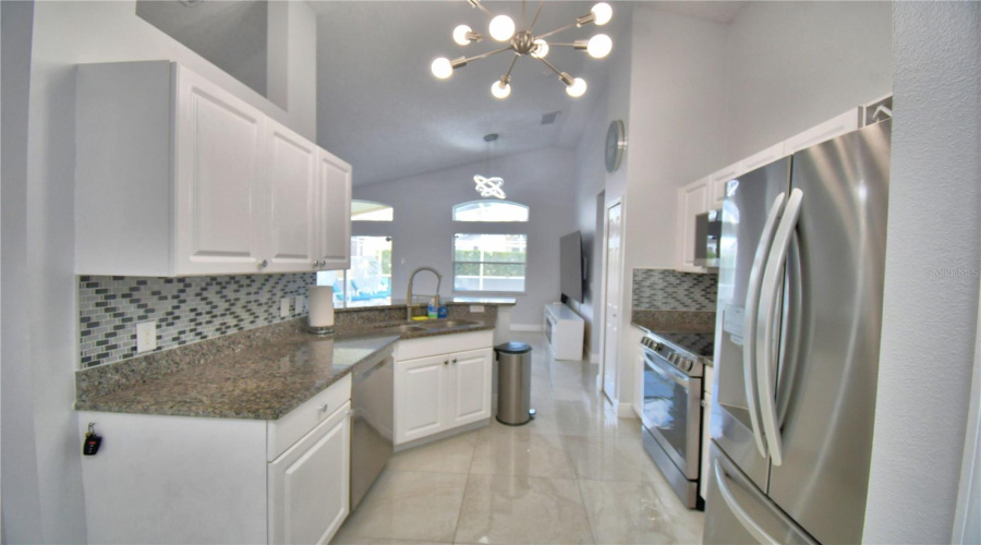 DAVENPORT, Florida 33837, 4 Bedrooms Bedrooms, ,3 BathroomsBathrooms,Residential,For Sale,TIVOLI,0,MFRO6384560