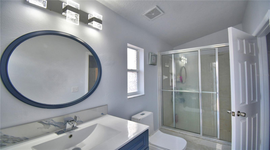 DAVENPORT, Florida 33837, 4 Bedrooms Bedrooms, ,3 BathroomsBathrooms,Residential,For Sale,TIVOLI,0,MFRO6384560