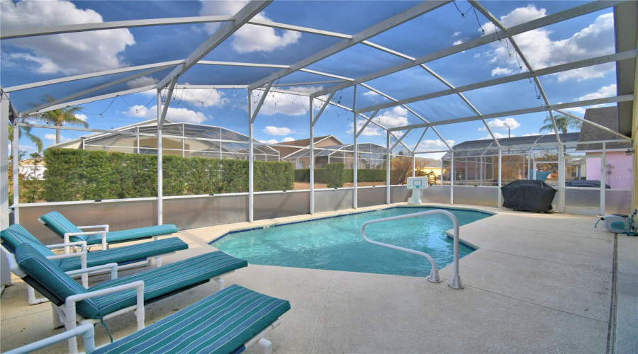 DAVENPORT, Florida 33837, 4 Bedrooms Bedrooms, ,3 BathroomsBathrooms,Residential,For Sale,TIVOLI,0,MFRO6384560