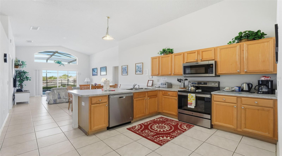 KISSIMMEE, Florida 34747, 5 Bedrooms Bedrooms, ,3 BathroomsBathrooms,Residential,For Sale,SUNRISE KEY,0,MFRTB8458096