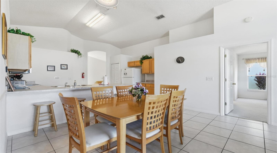 KISSIMMEE, Florida 34747, 5 Bedrooms Bedrooms, ,3 BathroomsBathrooms,Residential,For Sale,SUNRISE KEY,0,MFRTB8458096