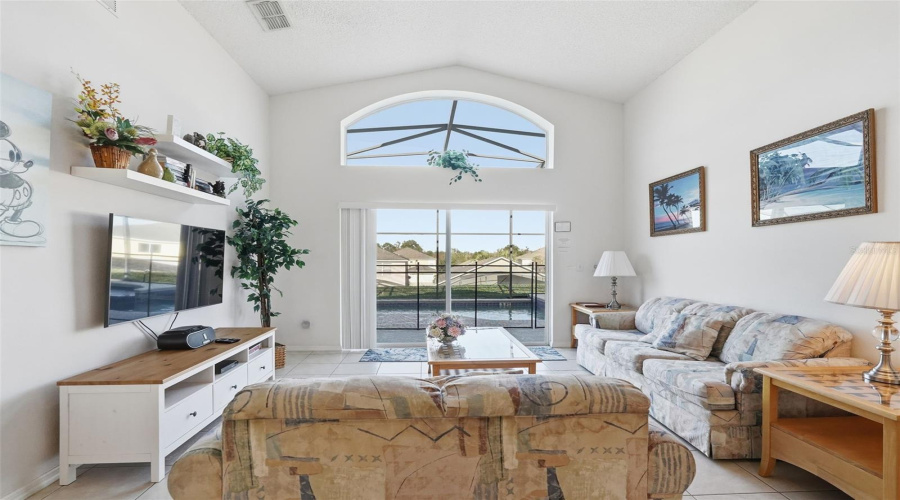 KISSIMMEE, Florida 34747, 5 Bedrooms Bedrooms, ,3 BathroomsBathrooms,Residential,For Sale,SUNRISE KEY,0,MFRTB8458096