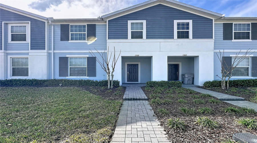 DAVENPORT, Florida 33897, 5 Bedrooms Bedrooms, ,4 BathroomsBathrooms,Residential,For Sale,LAVA TREE,0,MFRS5144197