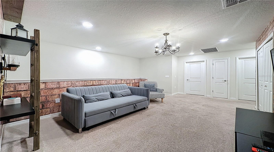 DAVENPORT, Florida 33897, 5 Bedrooms Bedrooms, ,4 BathroomsBathrooms,Residential,For Sale,LAVA TREE,0,MFRS5144197