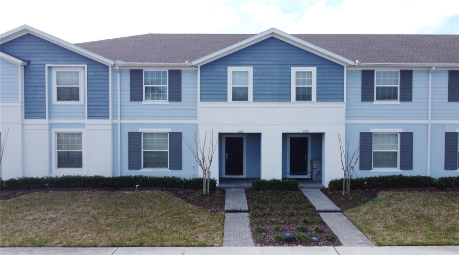 DAVENPORT, Florida 33897, 5 Bedrooms Bedrooms, ,4 BathroomsBathrooms,Residential,For Sale,LAVA TREE,0,MFRS5144197