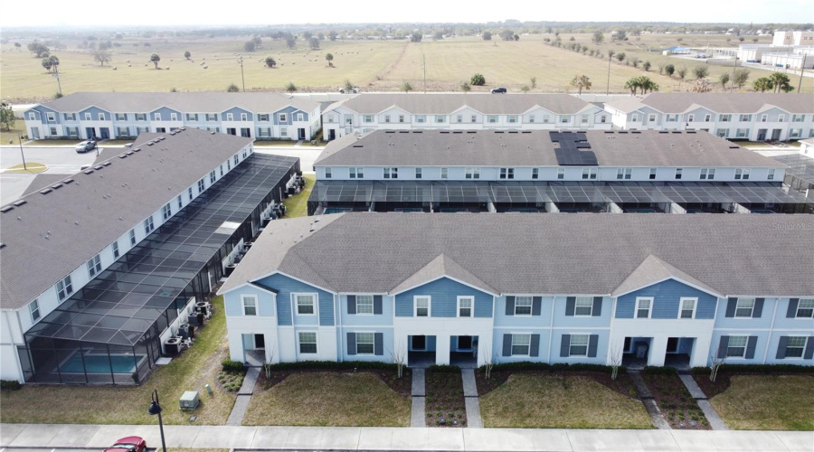 DAVENPORT, Florida 33897, 5 Bedrooms Bedrooms, ,4 BathroomsBathrooms,Residential,For Sale,LAVA TREE,0,MFRS5144197