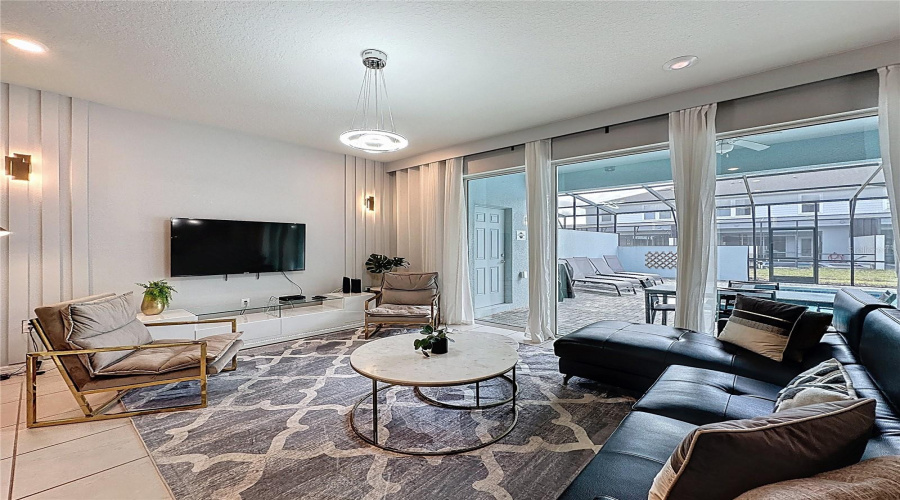 DAVENPORT, Florida 33897, 5 Bedrooms Bedrooms, ,4 BathroomsBathrooms,Residential,For Sale,LAVA TREE,0,MFRS5144197