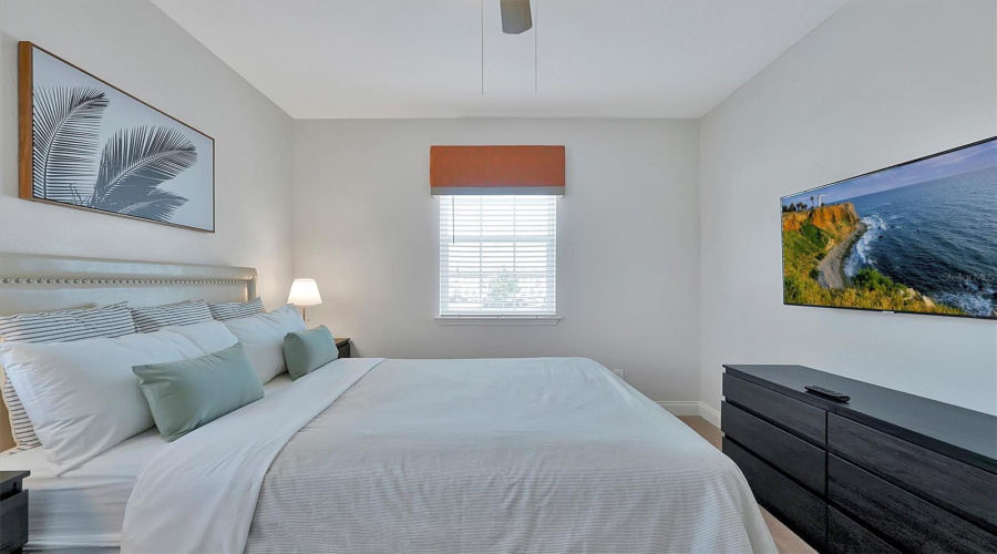 DAVENPORT, Florida 33896, 5 Bedrooms Bedrooms, ,2 BathroomsBathrooms,Residential,For Sale,CAPTIVA,0,MFRO6389046